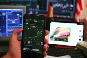 Improve Your Forex Trading with Linear Regression Channels