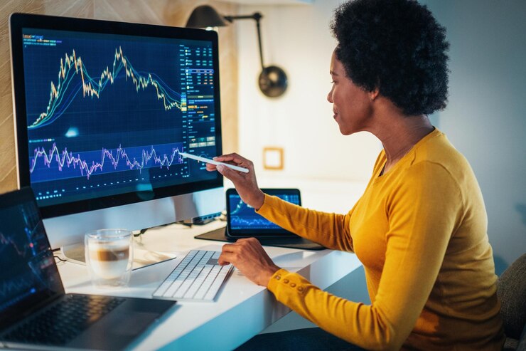How to Use BBTrend to Identify Market Trends